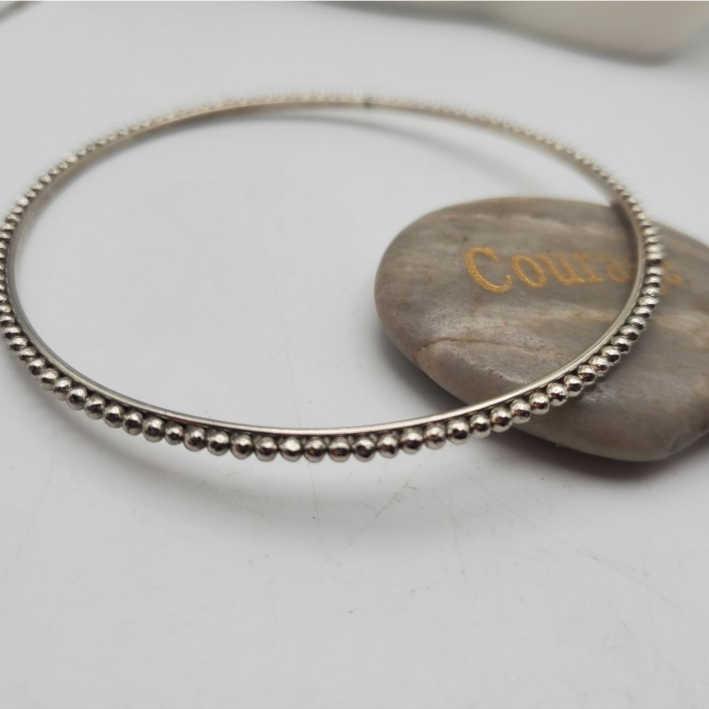 Rounded ball etched bracelet silver tone‎